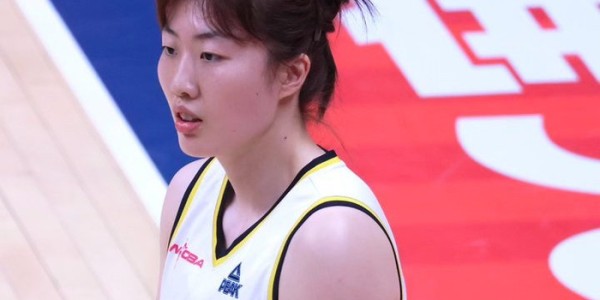 九游娱乐-轰16分+4记三分！中国女篮24岁1米86王牌真稳：未来闯荡WNBA？|江苏|江苏女篮|广东女篮|小前锋|三分球_新浪新闻